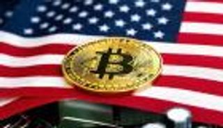 أسعار العملات الرقمية.. انهيار بيتكوين وخسائر حادة للسوق