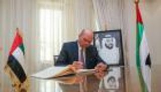 توافد المعزين إلى سفارة الإمارات بالأردن للتعزية بوفاة الشيخ خليفة بن زايد
