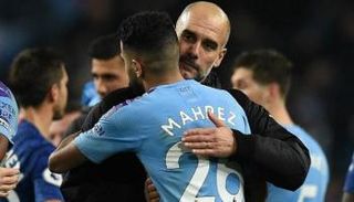 رياض محرز وبيب جوارديولا في مانشستر سيتي