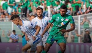 الرجاء ضد سريع وادي زم في الدوري المغربي