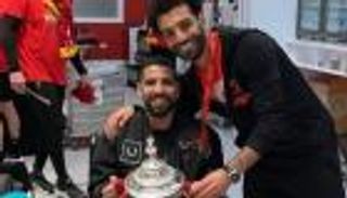 مرض مؤمن زكريا.. أعراض وعلاج التصلب الجانبي الضموري