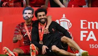 محمد صلاح مع مؤمن زكريا