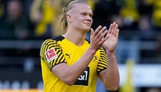 إيرلينج هالاند مهاجم دورتموند