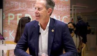 أندرو ماكيفوي رئيس السياحة بمشروع نيوم