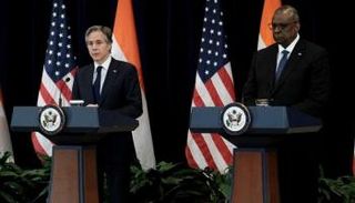 وزيرا الخارجية والدفاع الأمريكيان