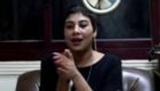 تعاني من تشنجات.. منة عبدالعزيز فتاة تيك توك تنهار في أحدث ظهور 