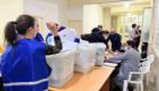 انتخابات لبنان.. اختراقات للمعارضة بمعقل حزب الله