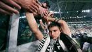 انقلاب في الميركاتو.. مورينيو ينقذ ديبالا من "بئر الخيانة"