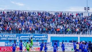 فرحة لاعبي المنستير مع جماهيرهم