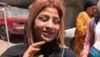 قمر الوكالة.. الجهات الأمنية تتصدى لفتاة مستحضرات التجميل في مصر