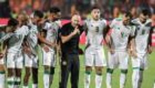 البحث عن فندق.. منتخب الجزائر يستعد للرحلة الأولى