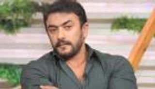 محمد رمضان وأحمد العوضي.. صراع "نمبر وان" و"البلدوزر" (فيديو)