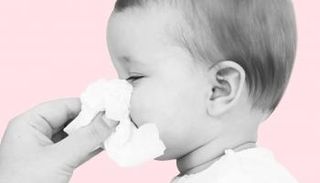 طفل يعاني انسداد الأنف - أرشيفية
