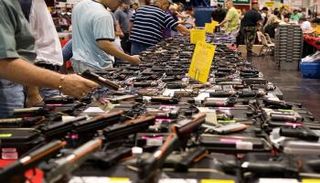 الأسلحة منتشرة بكثرة في أمريكا- أرشيفية 