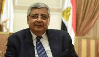 الدكتور محمد عوض تاج الدين مسشتار الرئيس المصري للشؤون الطبية