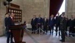 تركيا تحتفل بعيد الشباب وذكرى مؤسس الجمهورية