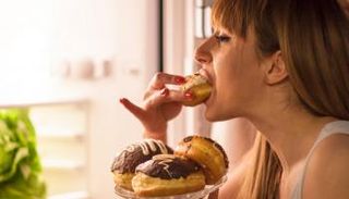 طعام الراحة، أسباب الإفراط في تناول الطعام وطرق العلاج