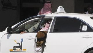 سيارة أجرة بالمملكة السعودية - أرشيفية
