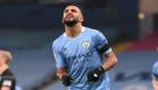 هل يستمر؟ رياض محرز يقود حملة قمصان مانشستر سيتي الجديدة (فيديو)