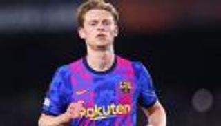 بسبب دي يونج.. مانشستر يونايتد يوجه أولى ضرباته لتين هاج