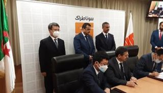 مراسم توقيع العقد الجزائري الصيني