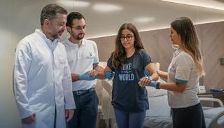 مركز أجيبادم للعمود الفقري بتركيا