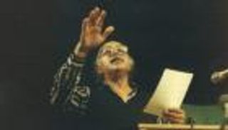 وفاة مظفر النواب.. شاعر العراق الثائر