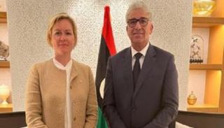 باشاغا وسفيرة بريطانيا - أرشيفية