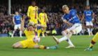 ترتيب الدوري الإنجليزي.. عدو ليفربول يضمن البقاء في الدقائق الأخيرة