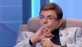 حصل عليه من أمام الكعبة.. سر خاتم لم يخلعه سمير صبري 40 عاما