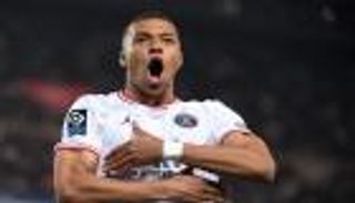 بشأن مبابي.. بيريز يفجر قنبلة في غرفة ملابس ريال مدريد