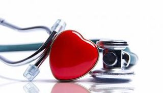 تشير العلاقة بين الزواج وطول العمر إلى أهمية الدعم لمرضى القصور في القلب