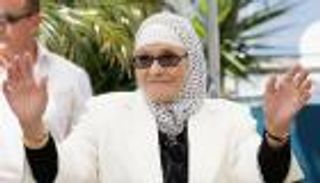 وفاة أيقونة السينما الجزائرية شافية بوذراع عن عمر 92 سنة