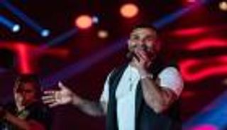 ليلة مصرية بامتياز في موسم جدة.. أحمد سعد وشاكوش وعمر كمال (فيديو)