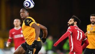 محمد صلاح في لقطة من مباراة ليفربول وولفرهامبتون في الدوري الإنجليزي