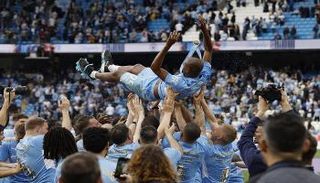 مانشستر سيتي بطل الدوري الإنجليزي