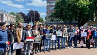 وقفة يمنية ضد حصار تعز