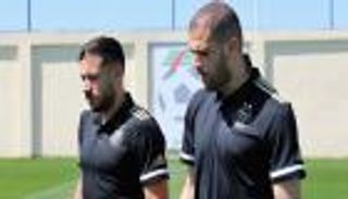 قبل الميركاتو الصيفي.. الغموض يحاصر مستقبل نجوم الجزائر في أوروبا