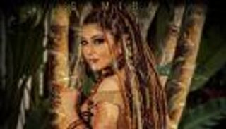 سميرة سعيد تروج لأغنيتها  المغربية الجديدة بلوك غريب.. والجمهور يعلق