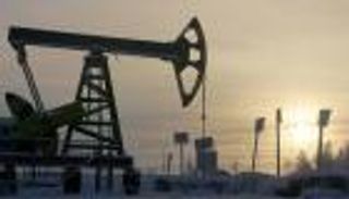 أسعار النفط اليوم.. برنت "حائر" بين مخاوف الركود والطلب على الوقود