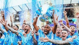 الدوري الإنجليزي.. فرحة مانشستر سيتي بالتتويج