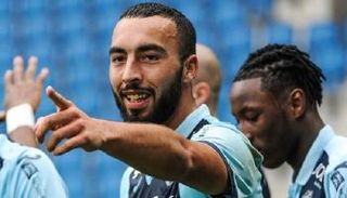 حيماد عبد اللي لاعب منتخب الجزائر المنتظر