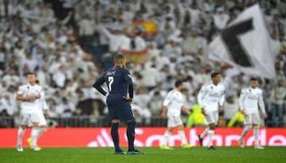كيليان مبابي ونجوم ريال مدريد في مباراة سابقة