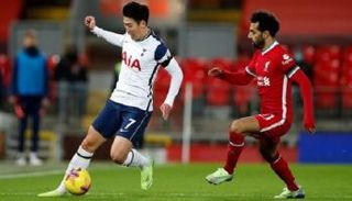 محمد صلاح وهيونج مين سون هدافا الدوري الإنجليزي