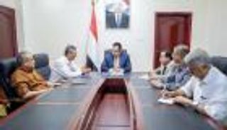 قبل التوجه للأردن.. اليمن يدعو لرفع حصار تعز ومعاقبة الحوثي