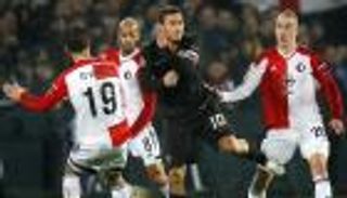 قبل نهائي دوري المؤتمر الأوروبي.. تاريخ مواجهات روما وفينورد