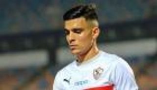 بعد أنباء توقيعه للأهلي المصري.. أشرف بن شرقي يخرج عن صمته