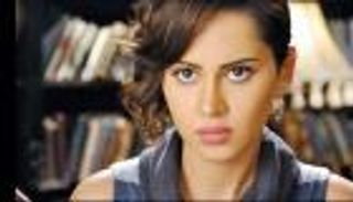 رفعت شعار "ابقى سعيدا".. ياسمين رئيس بإطلالة جديدة (صور)