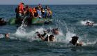 أكثر من 70 مفقودا في غرق مركب يقل مهاجرين قبالة سواحل تونس 