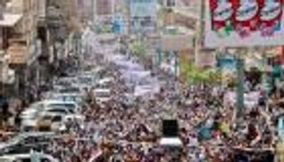 حصار تعز.. صرخات الشارع اليمني تواجه "أغلال الحوثي"